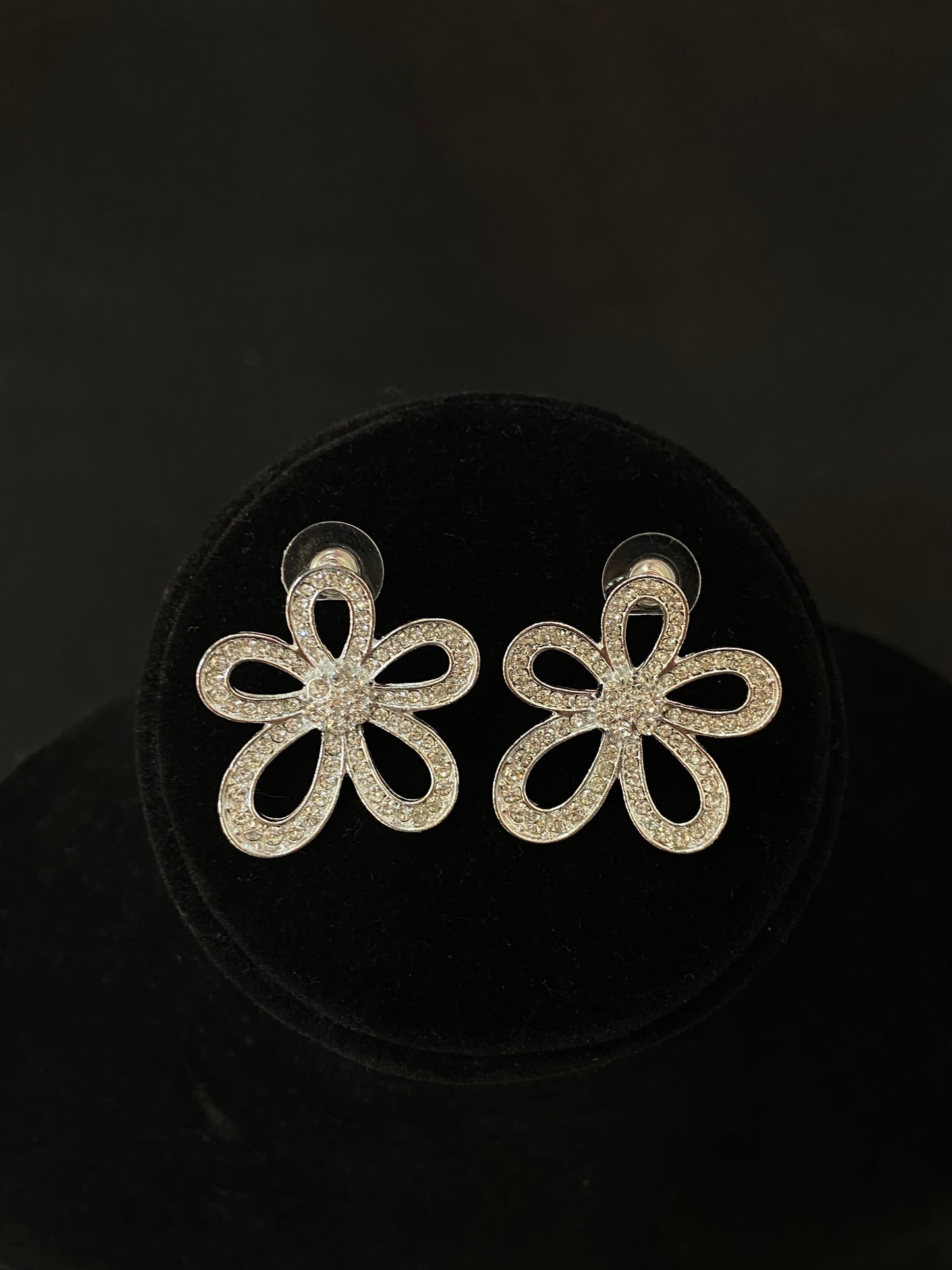 Daisy Silver Earrings