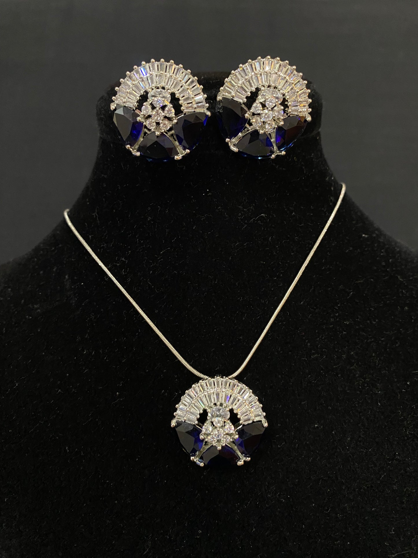 Royal Azure Locket Set