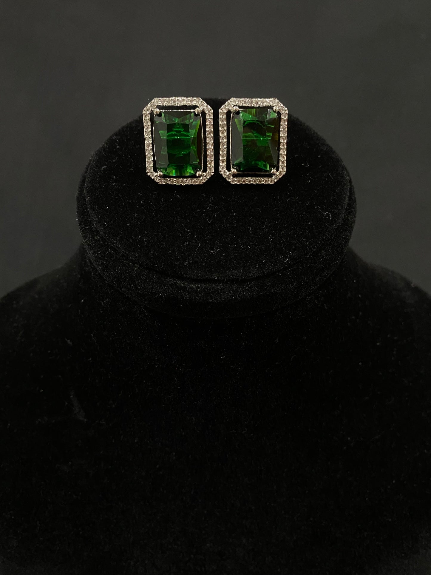 Aura Studs