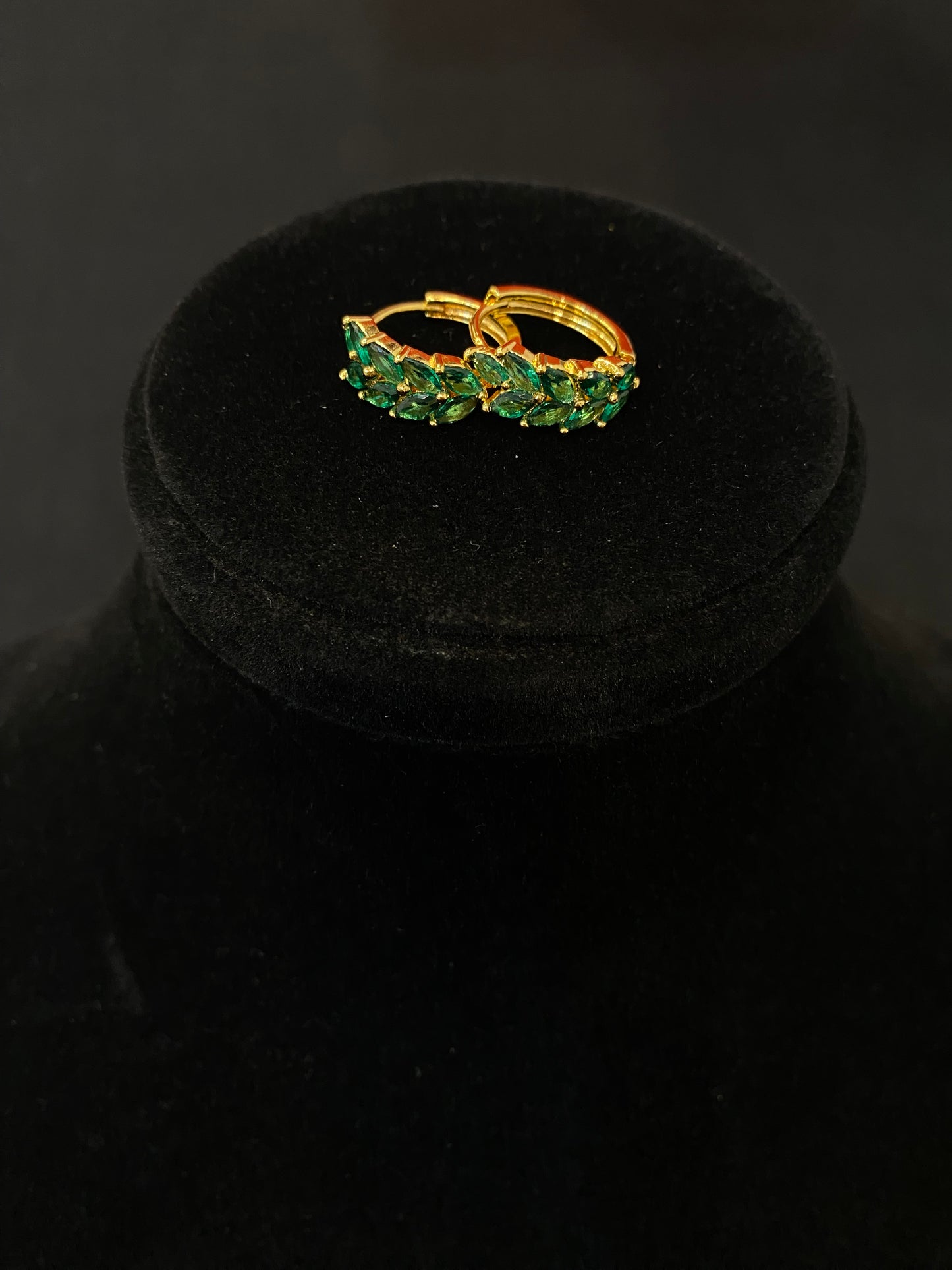 Emerald Vine Hoop Balis