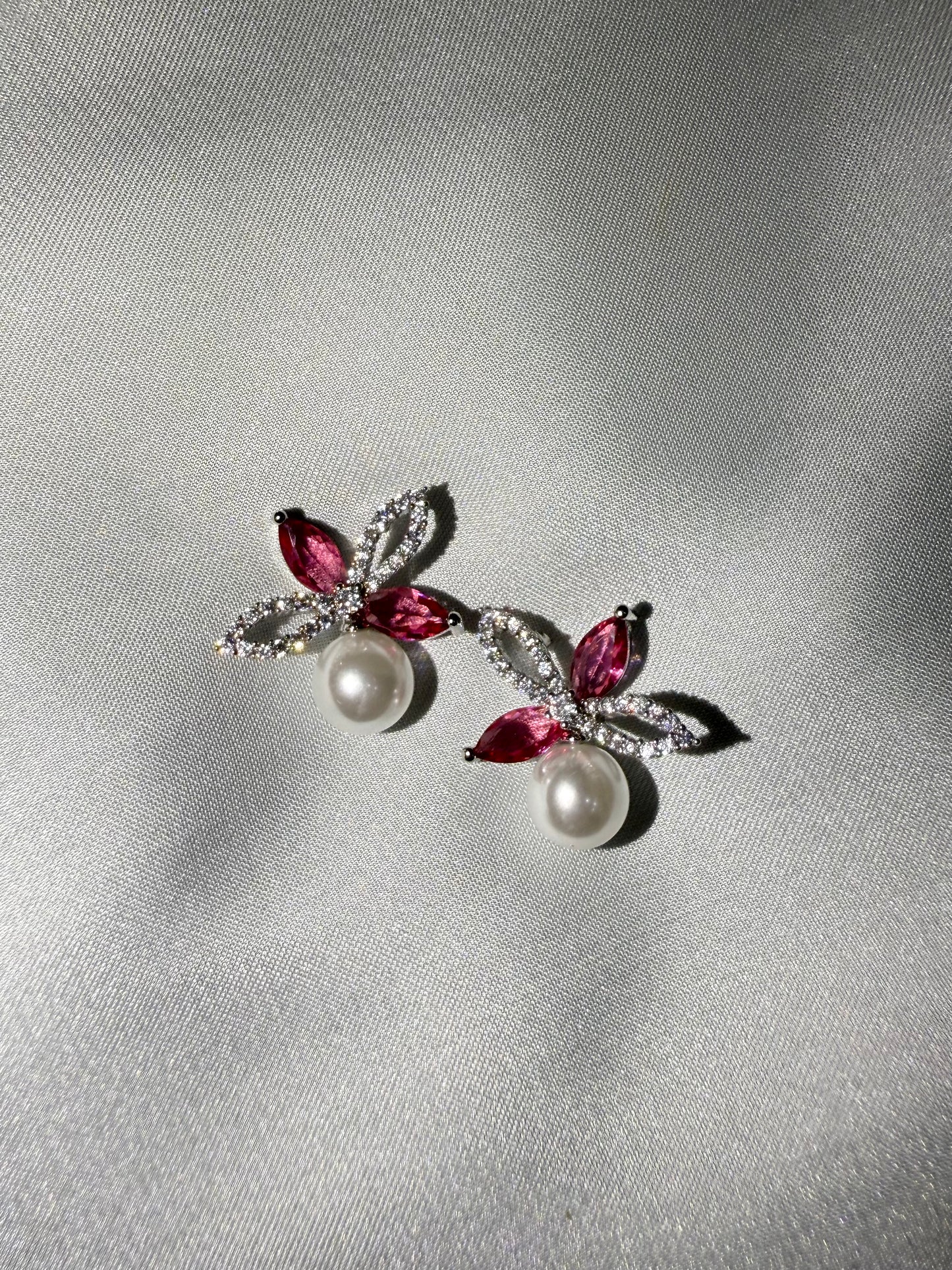 Fuchsia Pearl Earrings