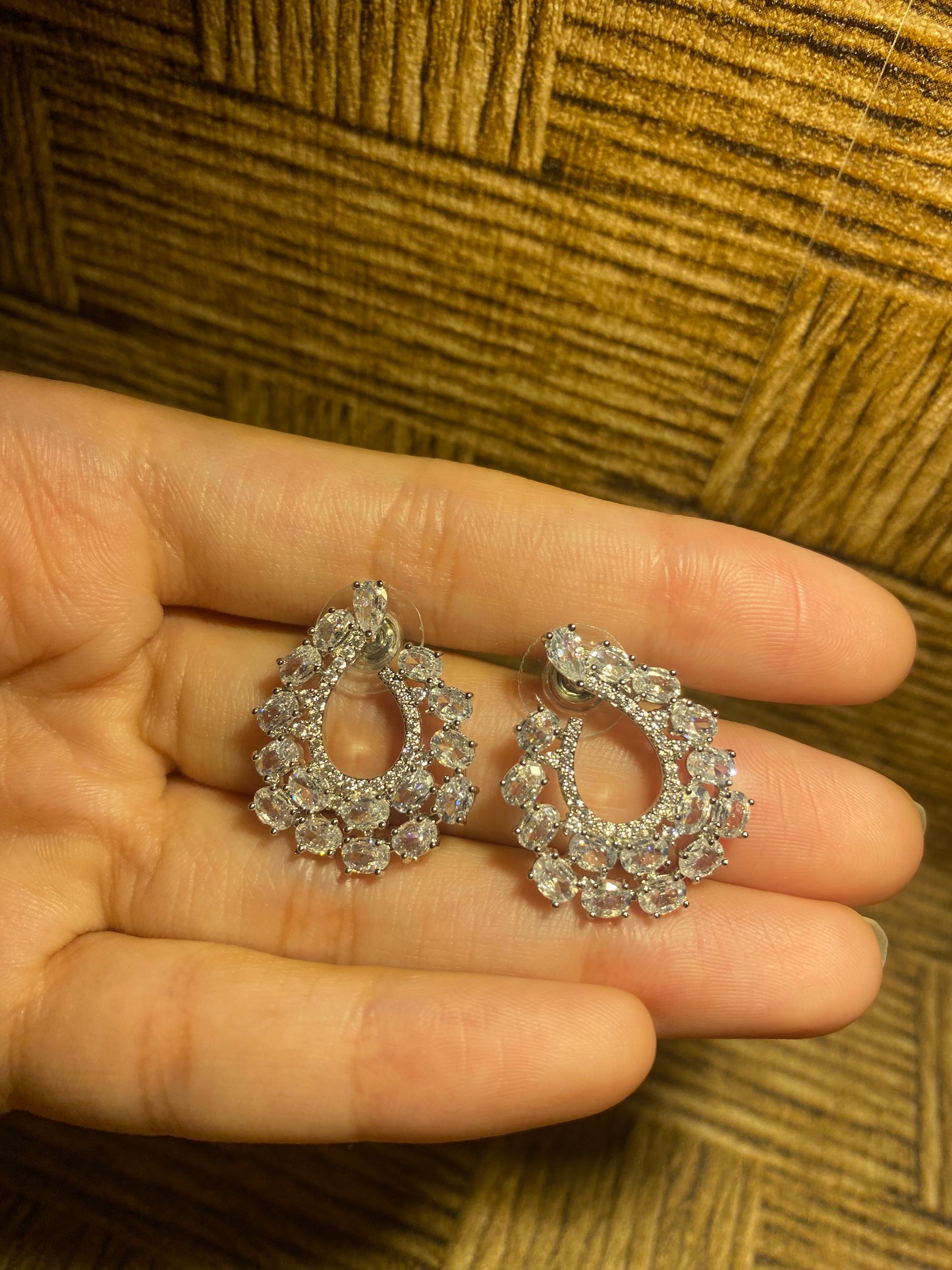 Bloom Studs