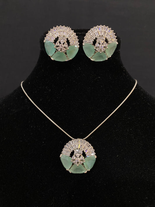 Glacier Green Locket Set