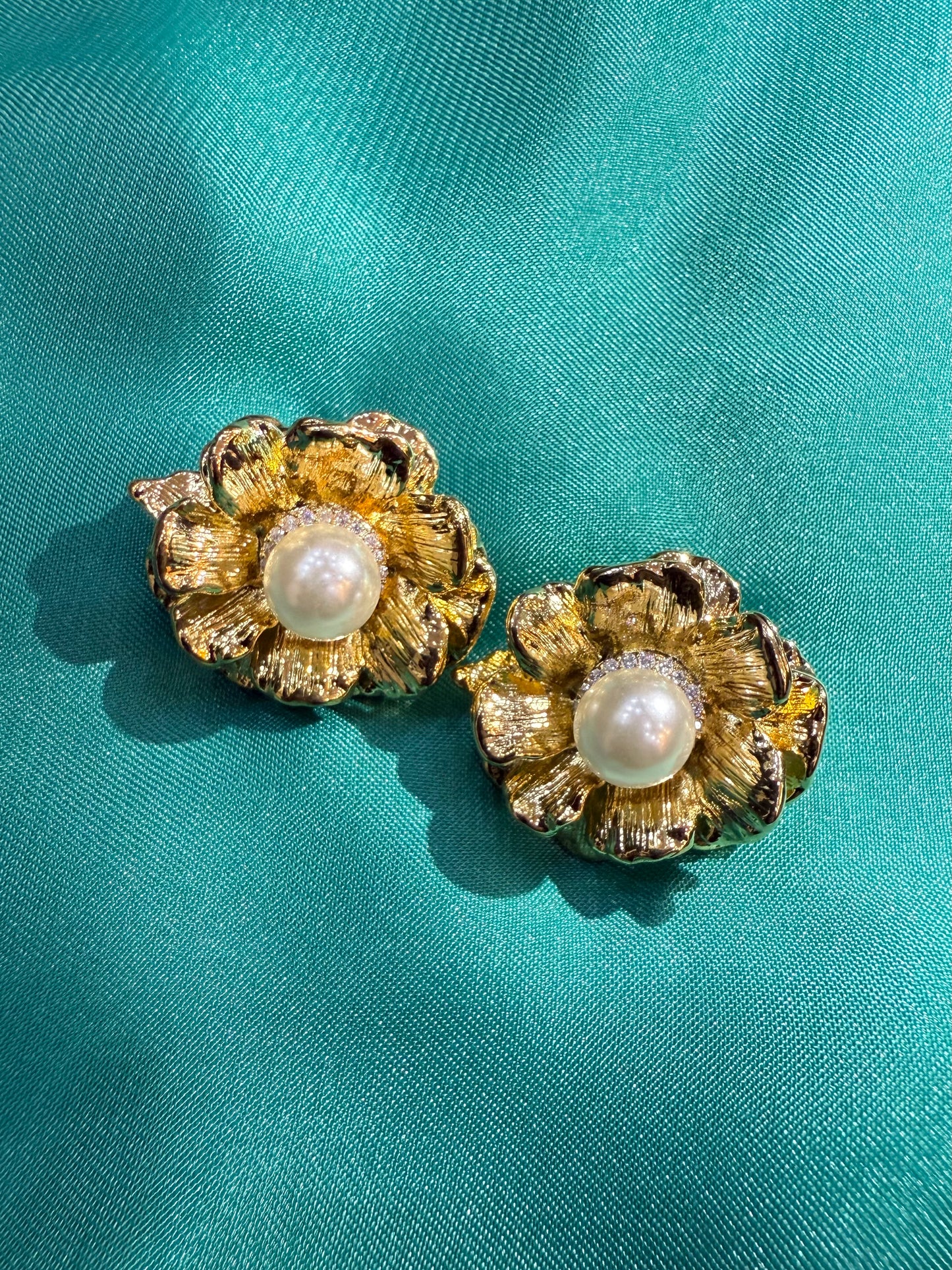 Petal Pearl Studs