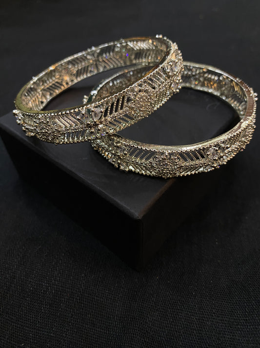 Silver Elegance Kadas (Set of 2)